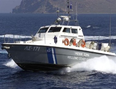 Το λιμενικό διέσωσε 28 πρόσφυγες από τη νησίδα Ρω - Συνελήφθη ο διακινητής
